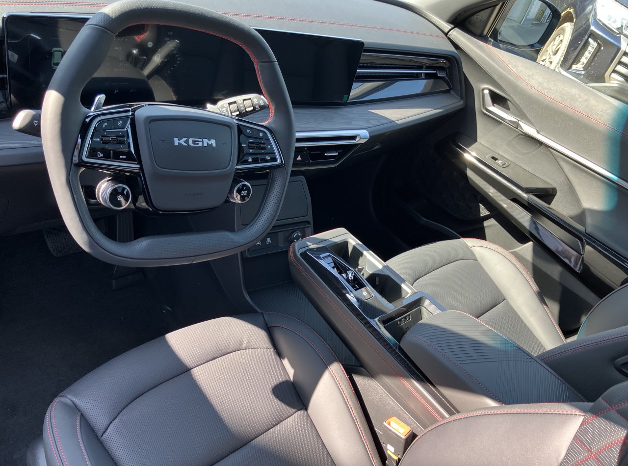 KGM ACTYON PREMIUM AWD A6 LAK