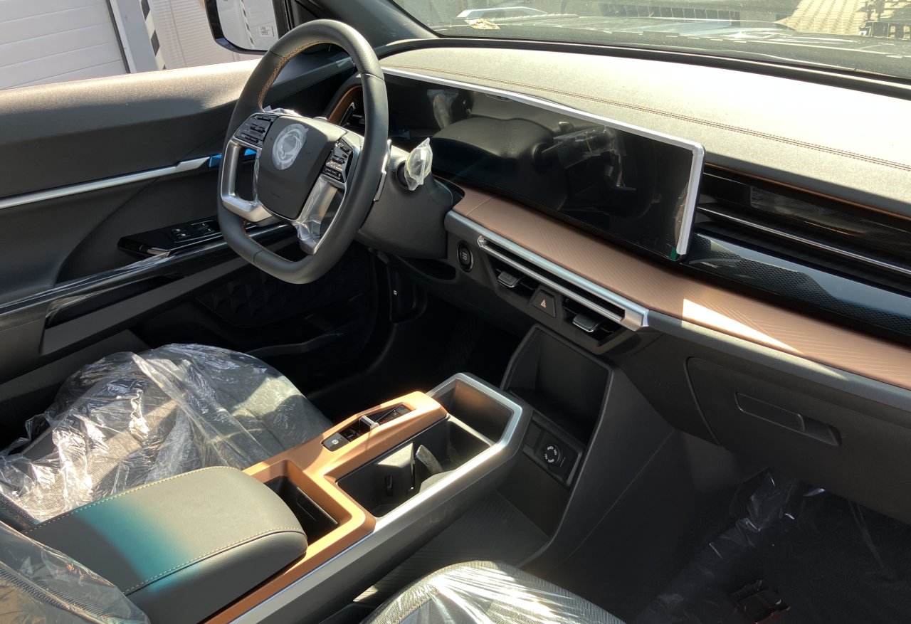 KGM TORRES STYLE AWD A6 LAK