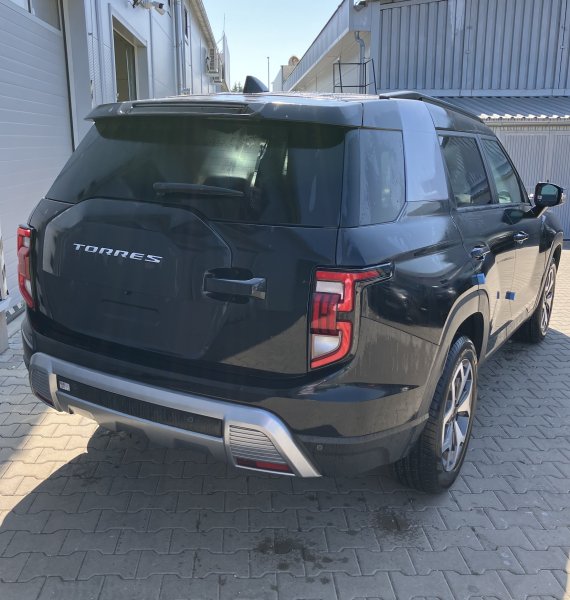 KGM TORRES STYLE AWD A6 LAK