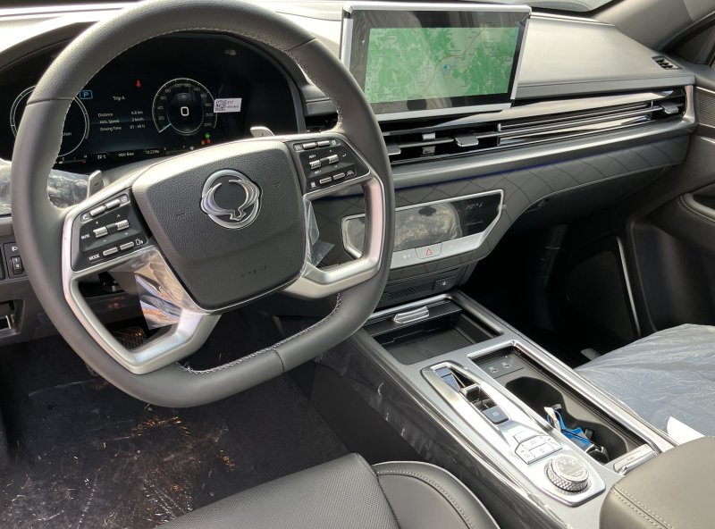 KGM REXTON PREMIUM BLACK PAKET