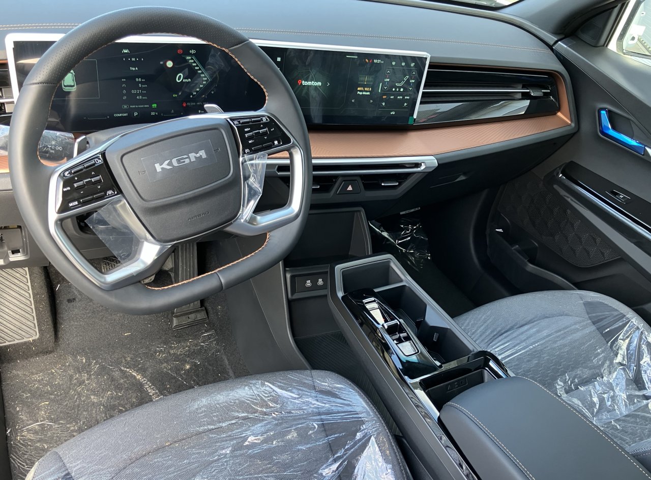 KGM TORRES HEV STYLE